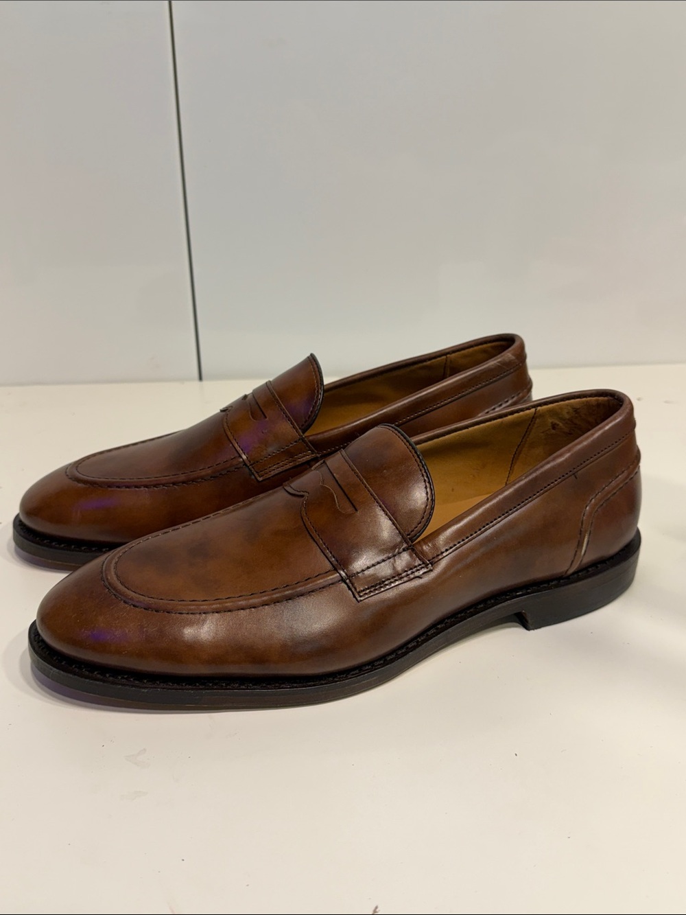 Like new men’s 10.5 Allen Edmonds dress shoes / loafers